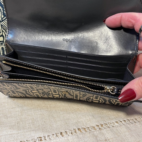 CITY COACH NAUTICAL CHAIN PRINT & WALLET - Picture 7 of 12